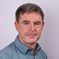 Dr. Erwin Henkens
